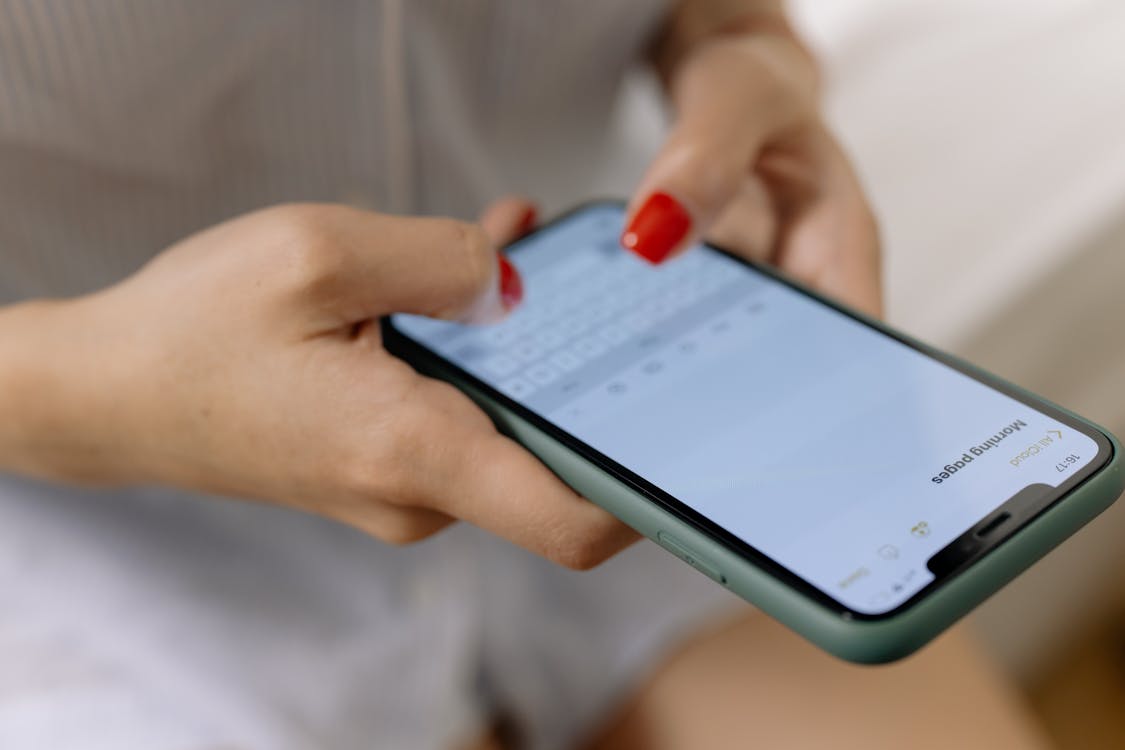 Włączenie raportu doręczenia SMS