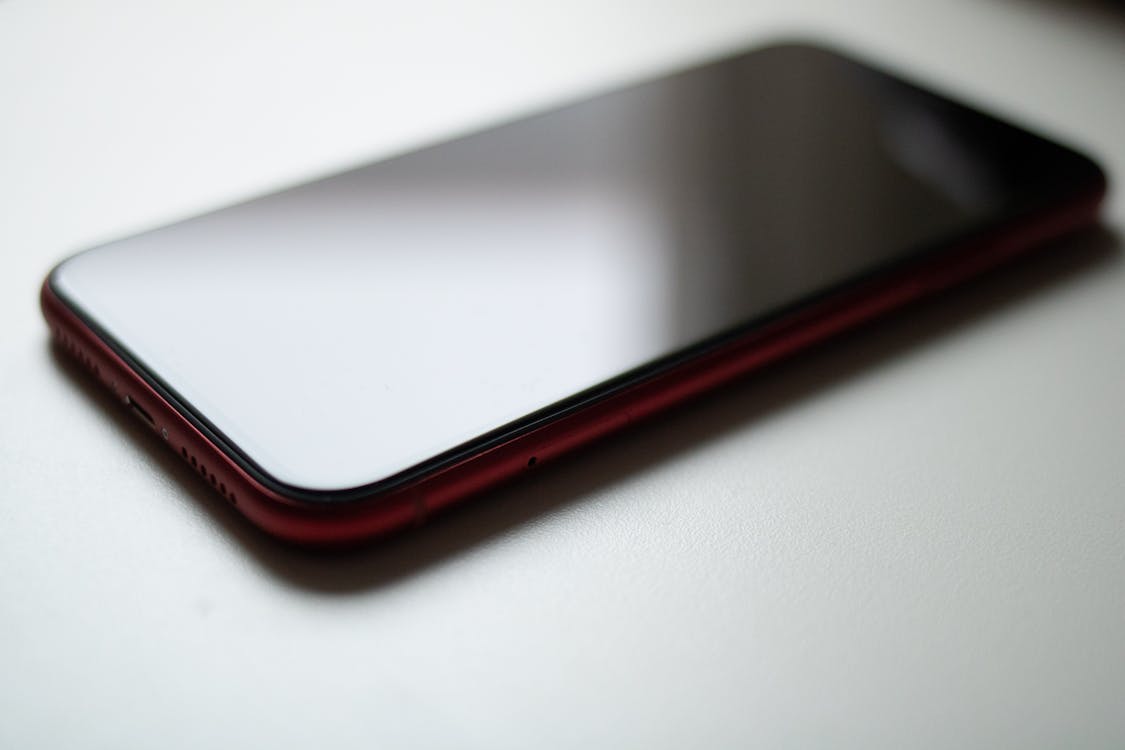 nieznany nadawca wiadomości SMS