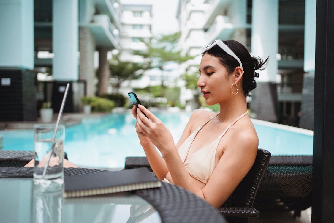 Rejestracja karty SIM przez SMS