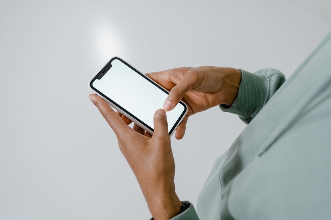 możliwość odsłuchu SMS na telefonie stacjonarnym